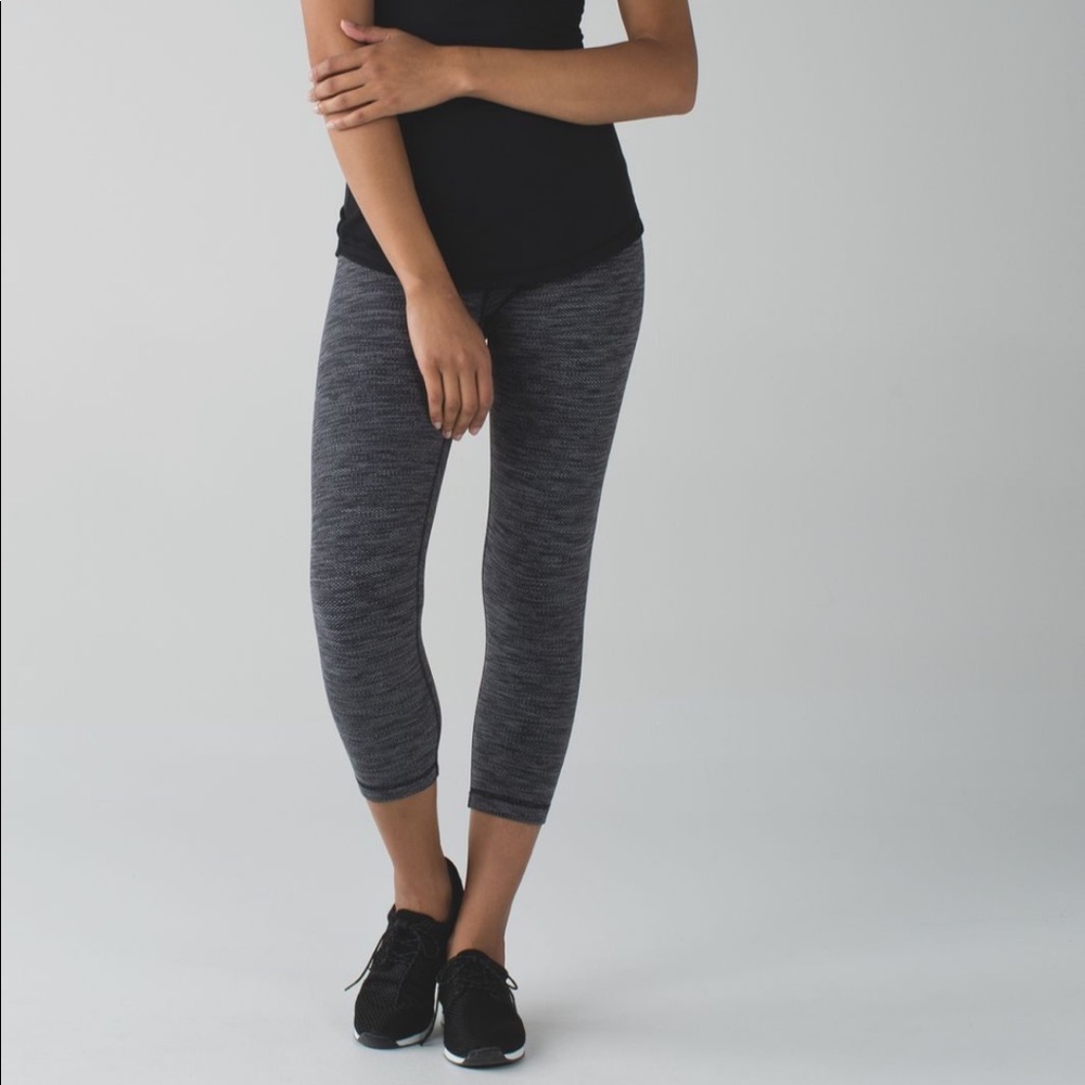 Lululemon wunder under Diamond Space crop